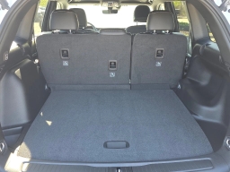 Jeep Grand Cherokee Laredo Altitude 4x4 2026
