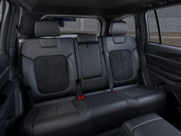 Jeep Grand Cherokee Laredo Altitude 4x4 2026