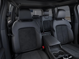 Jeep Grand Cherokee Laredo Altitude 4x4 2026