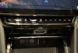 Jeep Grand Cherokee Laredo Altitude 4x4 2026