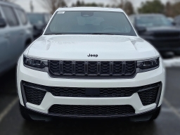 Jeep Grand Cherokee Laredo Altitude 4x4 2026