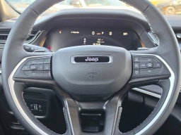 Jeep Grand Cherokee Laredo Altitude 4x4 2026