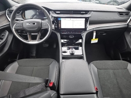 Jeep Grand Cherokee Laredo Altitude 4x4 2026