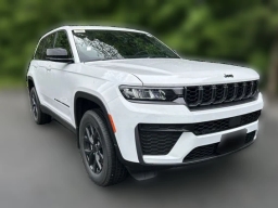 Jeep Grand Cherokee Laredo Altitude 4x4 2026