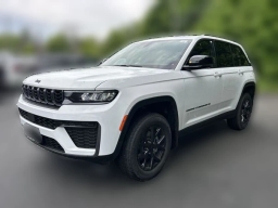 Jeep Grand Cherokee Laredo Altitude 4x4 2026