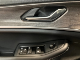 Jeep Grand Cherokee Laredo Altitude 4x4 2026