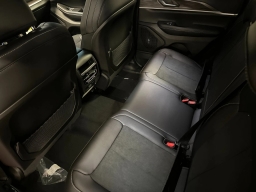 Jeep Grand Cherokee Laredo Altitude 4x4 2026