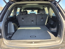 Jeep Grand Cherokee Laredo Altitude 4x4 2026
