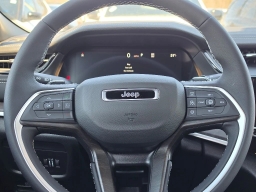 Jeep Grand Cherokee Laredo Altitude 4x4 2026