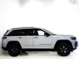 Jeep Grand Cherokee Laredo Altitude 4x4 2026