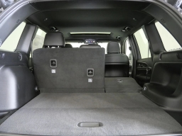 Jeep Grand Cherokee Laredo Altitude 4x4 2026