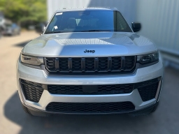 Jeep Grand Cherokee Laredo Altitude 4x4 2026