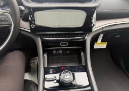 Jeep Grand Cherokee Laredo Altitude 4x4 2026