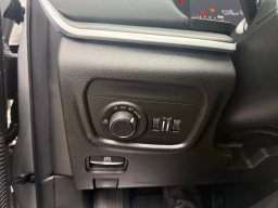 Jeep Grand Cherokee Laredo Altitude 4x4 2026