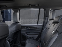 Jeep Grand Cherokee Laredo Altitude 4x4 2026