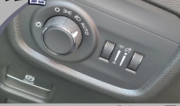 Jeep Grand Cherokee Laredo Altitude 4x4 2026
