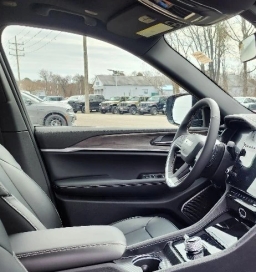 Jeep Grand Cherokee Limited 4x4 2026