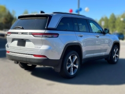 Jeep Grand Cherokee Limited 4x4 2026