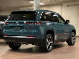 Jeep Grand Cherokee Limited 4x4 2026