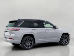 Jeep Grand Cherokee Summit 4x4 2026