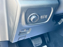 Jeep Grand Cherokee L Laredo 4x2 2026