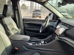 Jeep Grand Cherokee L Laredo Altitude 4x2 2026