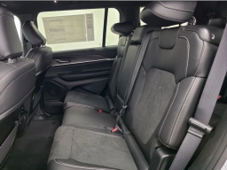 Jeep Grand Cherokee L Laredo Altitude 4x2 2026