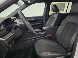Jeep Grand Cherokee L Laredo Altitude 4x2 2026