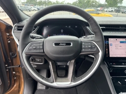 Jeep Grand Cherokee L Limited 4x2 2026