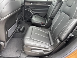 Jeep Grand Cherokee L Limited 4x2 2026