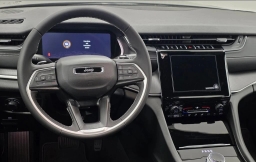 Jeep Grand Cherokee L Laredo 4x4 2026