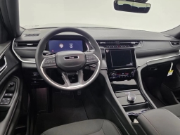 Jeep Grand Cherokee L Laredo 4x4 2026