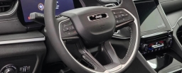 Jeep Grand Cherokee L Laredo 4x4 2026