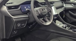 Jeep Grand Cherokee L Laredo 4x4 2026