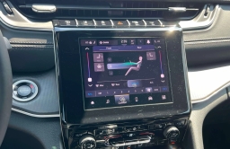 Jeep Grand Cherokee L Laredo 4x4 2026