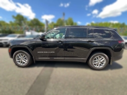 Jeep Grand Cherokee L Laredo X 4x4 2026