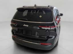 Jeep Grand Cherokee L Laredo 4x4 2026