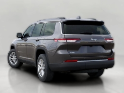 Jeep Grand Cherokee L Laredo 4x4 2026