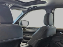 Jeep Grand Cherokee L Laredo X 4x4 2026