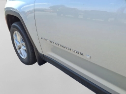 Jeep Grand Cherokee L Laredo X 4x4 2026