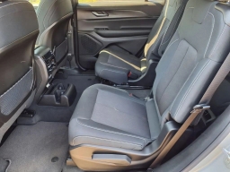Jeep Grand Cherokee L Laredo X 4x4 2026