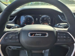 Jeep Grand Cherokee L Laredo X 4x4 2026
