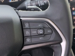 Jeep Grand Cherokee L Laredo Altitude 4x4 2026