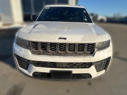 Jeep Grand Cherokee L Laredo Altitude 4x4 2026