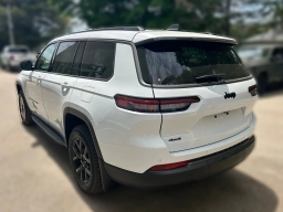 Jeep Grand Cherokee L Laredo Altitude 4x4 2026