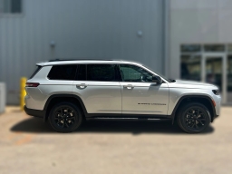 Jeep Grand Cherokee L Laredo Altitude 4x4 2026