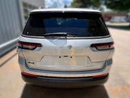 Jeep Grand Cherokee L Laredo Altitude 4x4 2026