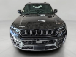 Jeep Grand Cherokee L Laredo Altitude 4x4 2026