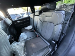 Jeep Grand Cherokee L Laredo Altitude 4x4 2026
