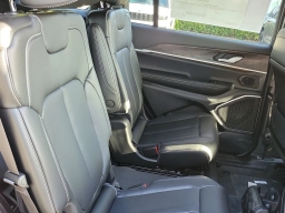 Jeep Grand Cherokee L Limited 4x4 2026